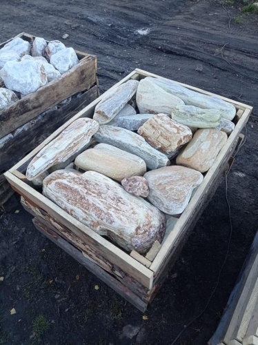 Златолит жёлтый, жёлто-зелёный глыбки и валуны для ланшафтного дизайна купить в Воскресенске