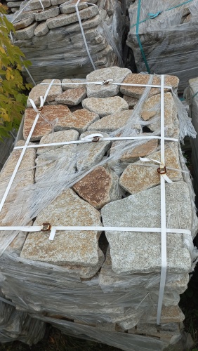 Плитняк галтованный гранитный для ландшафтного дизайна купить в Воскресенске