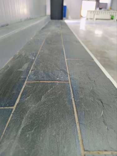 Плитка чёрная из натурального камня фасадная 30 см * 5 см, толщина 7 мм -30 мм купить в Воскресенске