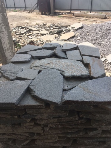 Златолит серебристый галтованный для лестниц купить в Воскресенске